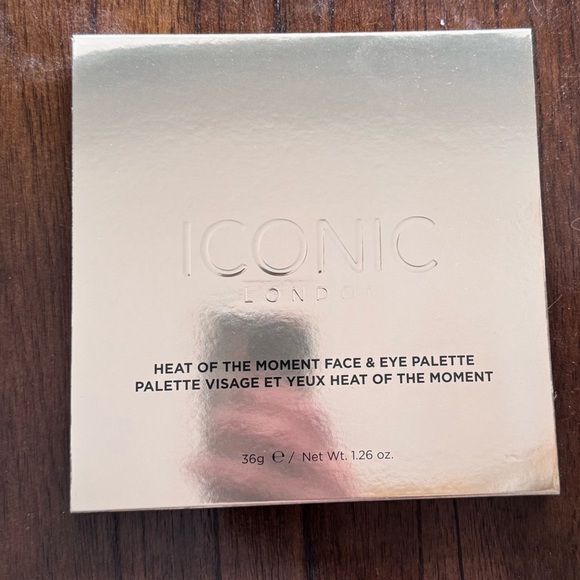 ICONIC LONDON Heat of The Moment Face & Eye Powder Palette - Picture 5 of 6